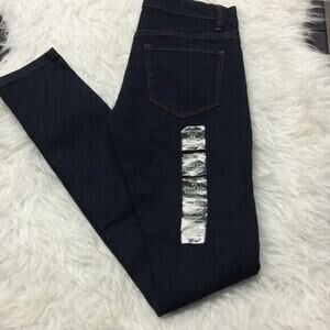 Forever 21 dark rinse stretch denim‎ skinny jeans Women’s Junior Size 26